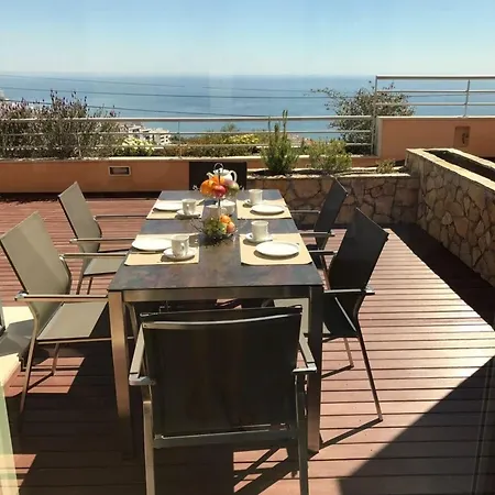 Ferienhaus In Mit Grill, Terrasse Und Garten Sesimbra
